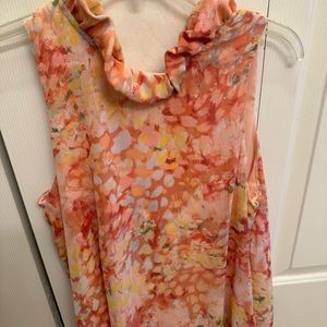 Cute Gibson Look sleeveless blouse with tie at neck in back. Size M.